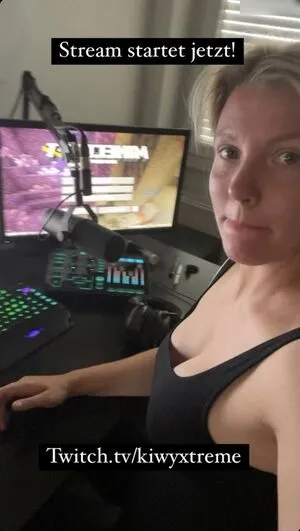 Kiwyxtreme OnlyFans Leaked Free Thumbnail Picture - #YkjA0J8M52