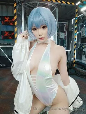 Kiyo Cosplay OnlyFans Leaked Free Thumbnail Picture - #fgAITfWorz
