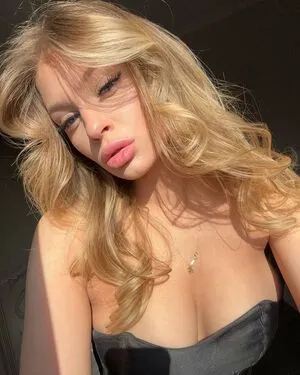 Kkriskissd OnlyFans Leaked Free Thumbnail Picture - #s4ve7Z1Mko