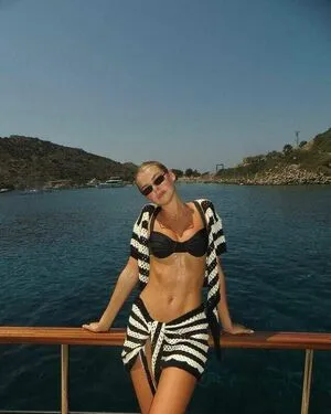 Klara Hellqvist OnlyFans Leaked Free Thumbnail Picture - #9uNQeW2Swi