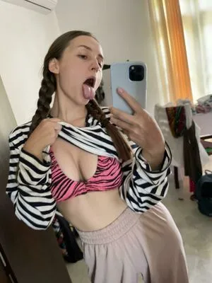 Klara Si OnlyFans Leaked Free Thumbnail Picture - #1Q66Hnhzlp