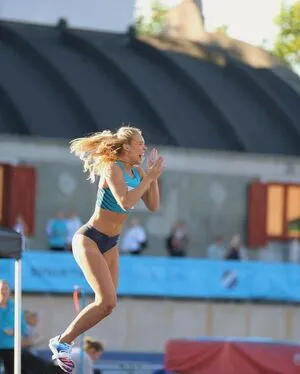 Klara Skriver Loessl OnlyFans Leaked Free Thumbnail Picture - #W1vbvobWqp