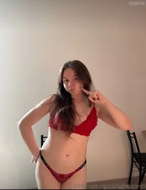 Kleine Emmi OnlyFans Leaked Free Thumbnail Picture - #Cx6cZpLuCC