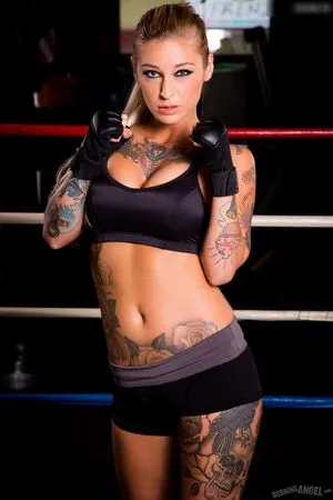 Kleio Valentien OnlyFans Leaked Free Thumbnail Picture - #4irGsf79sc
