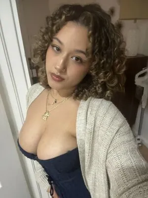 Kloeelise OnlyFans Leaked Free Thumbnail Picture - #5lUktbIEx9