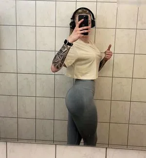 Knatternatter OnlyFans Leaked Free Thumbnail Picture - #8sN8ziawli
