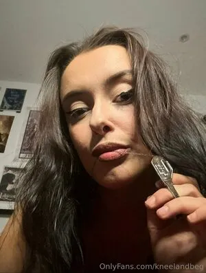 Kneelandbeg OnlyFans Leaked Free Thumbnail Picture - #NwMeYdypuZ