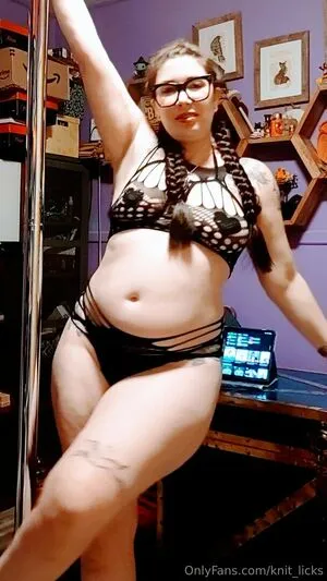 Knit Licks OnlyFans Leaked Free Thumbnail Picture - #qgQN6y64Fi