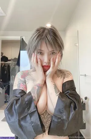 Kniveschauu OnlyFans Leaked Free Thumbnail Picture - #CWLRbEh0TR