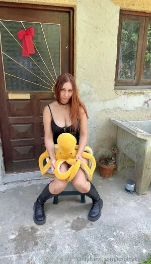 Knottykyara OnlyFans Leaked Free Thumbnail Picture - #fKHF4LI3k8
