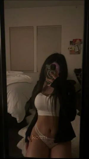 Koemi OnlyFans Leaked Free Thumbnail Picture - #9qN3hoWS08