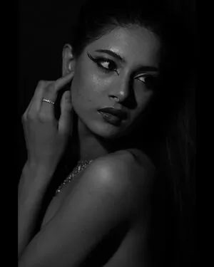 Komal Sethi OnlyFans Leaked Free Thumbnail Picture - #3F9jOabPS9