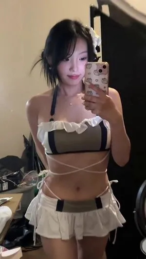 Kong OnlyFans Leaked Free Thumbnail Picture - #8yojaJxal3