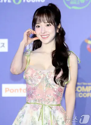 Korean Celebrities OnlyFans Leaked Free Thumbnail Picture - #cWM9hAnMZV