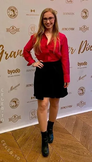 Kostandiina OnlyFans Leaked Free Thumbnail Picture - #0yXYtnBgMC