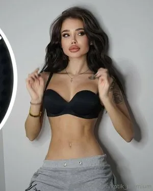 Kotik Premium OnlyFans Leaked Free Thumbnail Picture - #jgmSNfwVl4