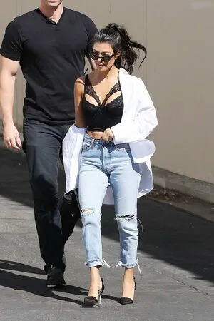 Kourtney Kardashian OnlyFans Leaked Free Thumbnail Picture - #07nNpl6WQw