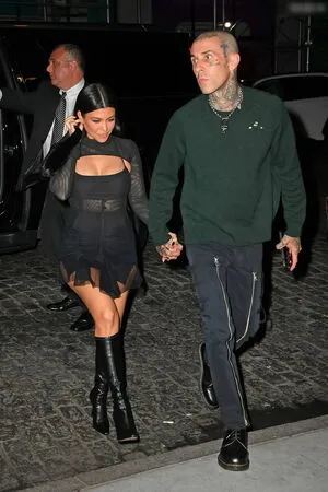 Kourtney Kardashian OnlyFans Leaked Free Thumbnail Picture - #4GJlkOKfrI