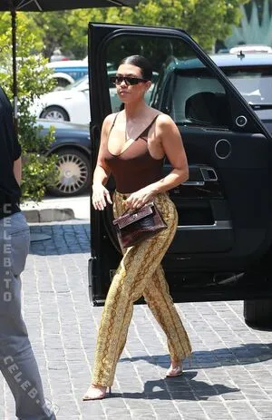 Kourtney Kardashian OnlyFans Leaked Free Thumbnail Picture - #KjGUmCFOq6