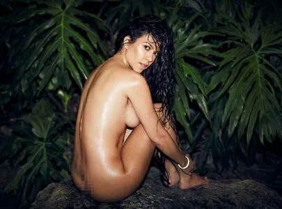 Kourtney Kardashian OnlyFans Leaked Free Thumbnail Picture - #N7dKyep5na