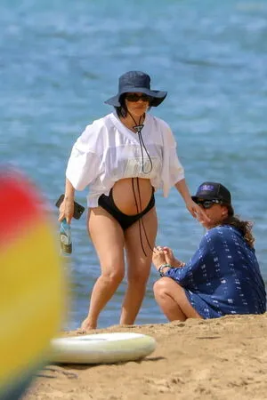 Kourtney Kardashian OnlyFans Leaked Free Thumbnail Picture - #Rwaek4jojc