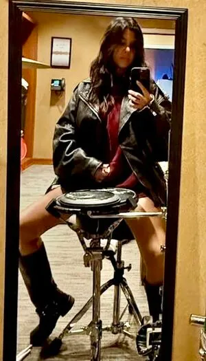 Kourtney Kardashian OnlyFans Leaked Free Thumbnail Picture - #Wuel5whwO0