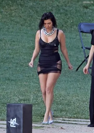 Kourtney Kardashian OnlyFans Leaked Free Thumbnail Picture - #Y6Ske6fwUz