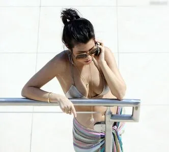 Kourtney Kardashian OnlyFans Leaked Free Thumbnail Picture - #YMI4G3CQYJ