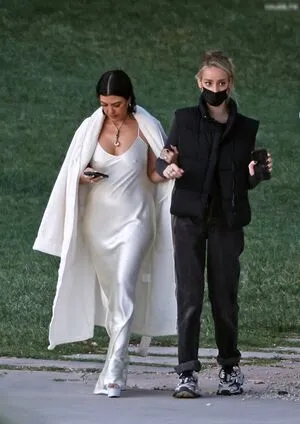 Kourtney Kardashian OnlyFans Leaked Free Thumbnail Picture - #ayOBE8endX
