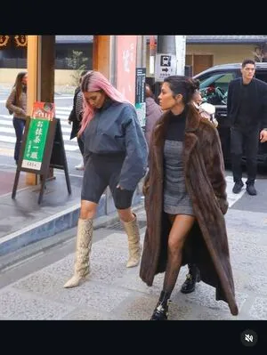 Kourtney Kardashian OnlyFans Leaked Free Thumbnail Picture - #dqjGRKE8S1