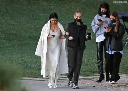 Kourtney Kardashian OnlyFans Leaked Free Thumbnail Picture - #iYpl9m1yYx