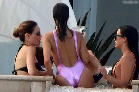 Kourtney Kardashian OnlyFans Leaked Free Thumbnail Picture - #itIcsNWotm