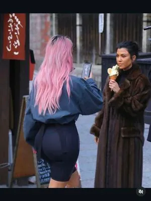 Kourtney Kardashian OnlyFans Leaked Free Thumbnail Picture - #lK7NTlnEgg