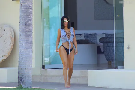 Kourtney Kardashian OnlyFans Leaked Free Thumbnail Picture - #maEz9N0hw1