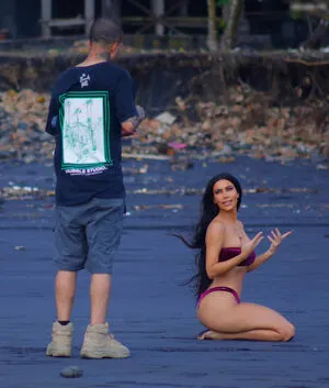 Kourtney Kardashian OnlyFans Leaked Free Thumbnail Picture - #vxRRFP7d0A
