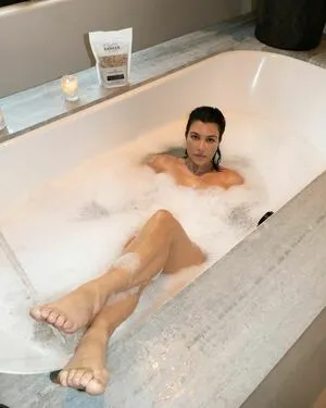 Kourtney Kardashian OnlyFans Leaked Free Thumbnail Picture - #yL0YScaO7Y