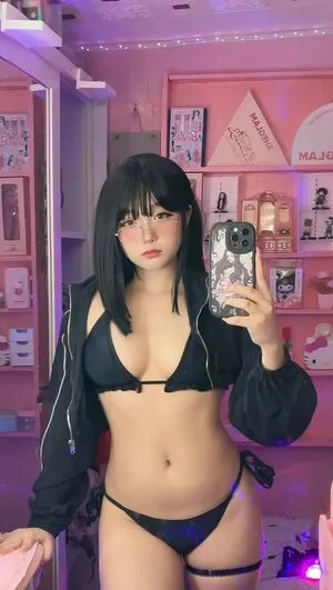 Krilla Zzycy Guimbal OnlyFans Leaked Free Thumbnail Picture - #hCrnXXZnVt