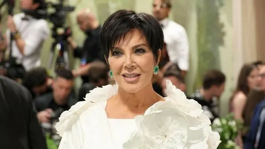 Kris Jenner OnlyFans Leaked Free Thumbnail Picture - #4YoKbxjAK5