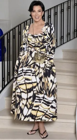 Kris Jenner OnlyFans Leaked Free Thumbnail Picture - #844rYW2oj3