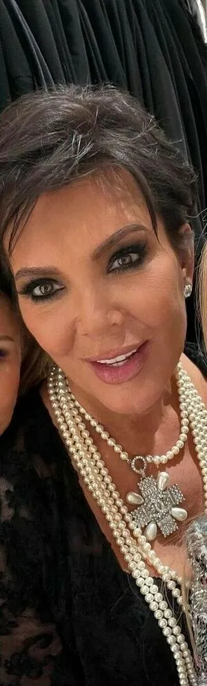 Kris Jenner OnlyFans Leaked Free Thumbnail Picture - #HMLi9qKfGZ