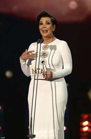 Kris Jenner OnlyFans Leaked Free Thumbnail Picture - #j17WDWZm91