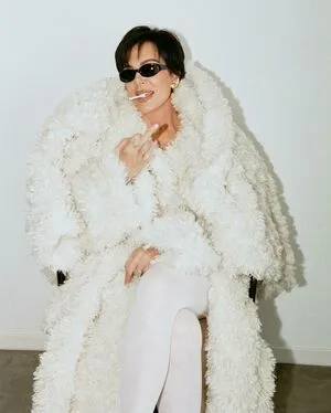Kris Jenner OnlyFans Leaked Free Thumbnail Picture - #pDaJQWJICI