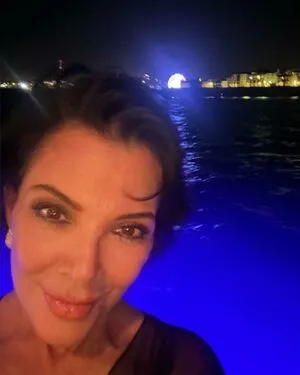 Kris Jenner OnlyFans Leaked Free Thumbnail Picture - #pdI4MeGfZp