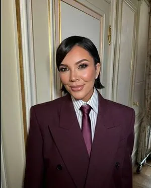 Kris Jenner OnlyFans Leaked Free Thumbnail Picture - #vg5LdJduzr