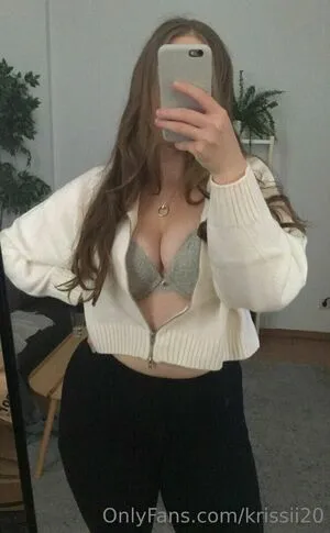 Krissii20 OnlyFans Leaked Free Thumbnail Picture - #G2dL6m55YN