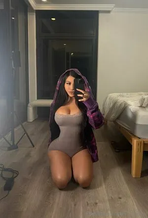 Krissivixi OnlyFans Leaked Free Thumbnail Picture - #QdCV07SqVA