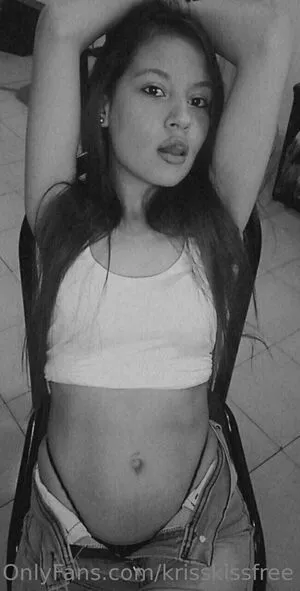 Krisskissfree OnlyFans Leaked Free Thumbnail Picture - #S1KrNxn63v