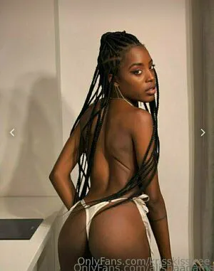Krisskissfree OnlyFans Leaked Free Thumbnail Picture - #W93Pb7YkA8
