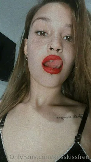 Krisskissfree OnlyFans Leaked Free Thumbnail Picture - #vaJuFOJrLe