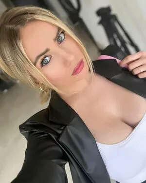 Kristen Medina OnlyFans Leaked Free Thumbnail Picture - #MJVuYCVnva